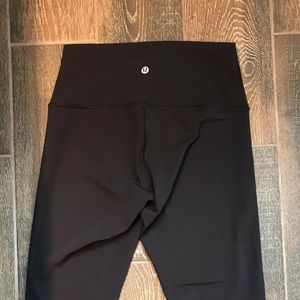 Wunder Under High-Rise 7/8 (Size 6)